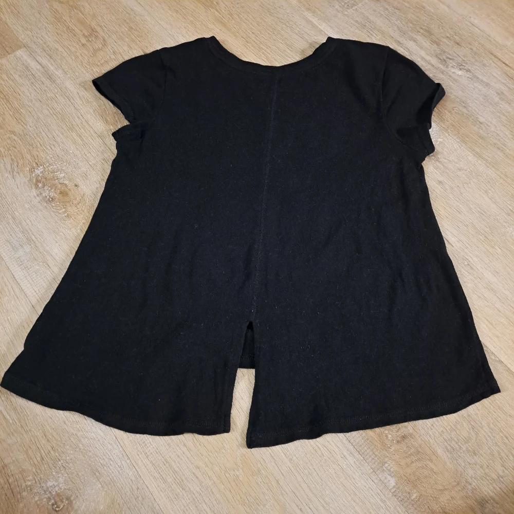 Old Navy Sequin Black Meowgical Cat Split-Back T-Shirt Girl's Large 10-12